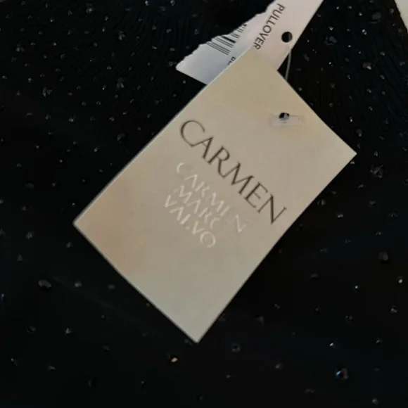 Carmen Marc Valvo Top NWT size Medium - Picture 3 of 3